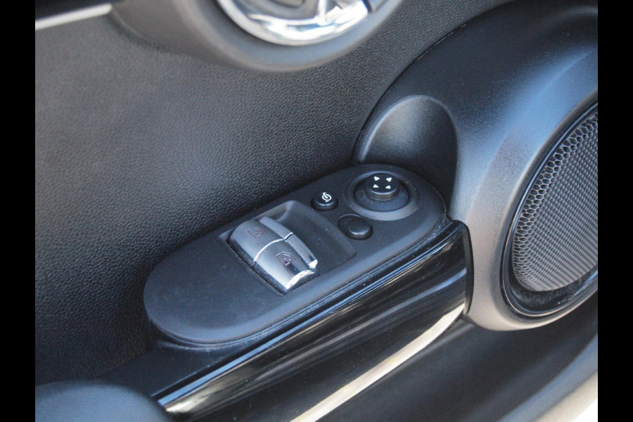 MINI Mini Electric Classic 33 kWh | Panoramadak | Camera | Apple Carplay | Cruise Control |