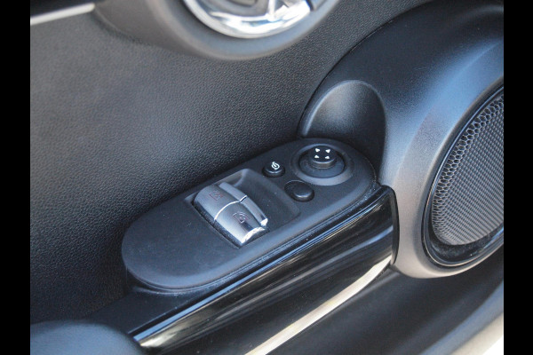 MINI Mini Electric Classic 33 kWh | Panoramadak | Camera | Apple Carplay | Cruise Control |