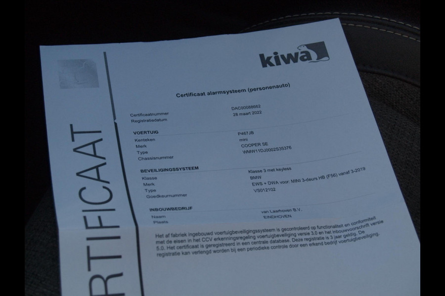 MINI Mini Electric Classic 33 kWh | Panoramadak | Camera | Apple Carplay | Cruise Control |