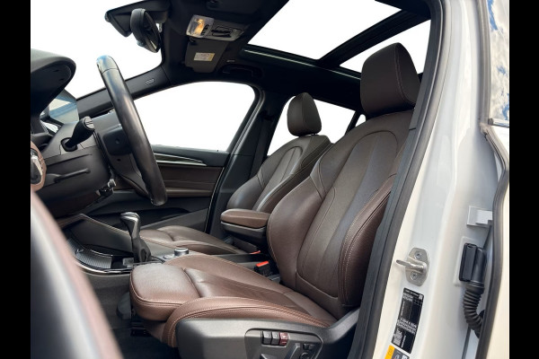 BMW X1 xDrive25e M-SPORT ** BRUIN LEDER, PANORAMA, TREKH, ADAPT. LED & CRUISE, 19-inch LMV ** UNFALLFREI ** ** INFORMEER OOK NAAR ONZE AANTREKKELIJKE FINANCIAL-LEASE TARIEVEN **