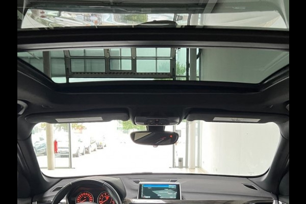 BMW X1 xDrive25e M-SPORT ** BRUIN LEDER, PANORAMA, TREKH, ADAPT. LED & CRUISE, 19-inch LMV ** UNFALLFREI ** ** INFORMEER OOK NAAR ONZE AANTREKKELIJKE FINANCIAL-LEASE TARIEVEN **