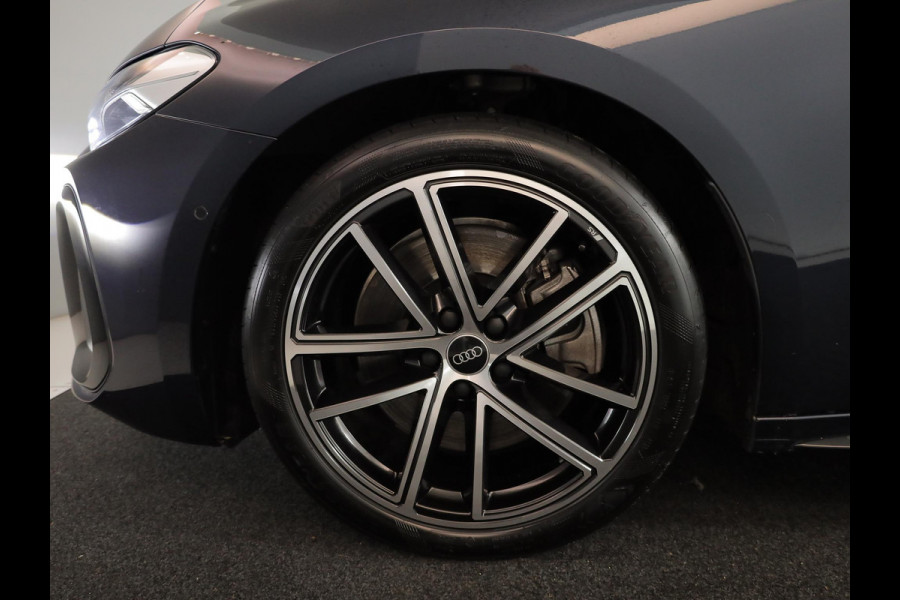 Audi A5 Avant 2.0 e-hybrid quattro S edition 299 Pk | Keyless entry | Matrix LED koplampen | S-Line | 19'' LMV | Optiekpakket zwart | Verlengede garantie