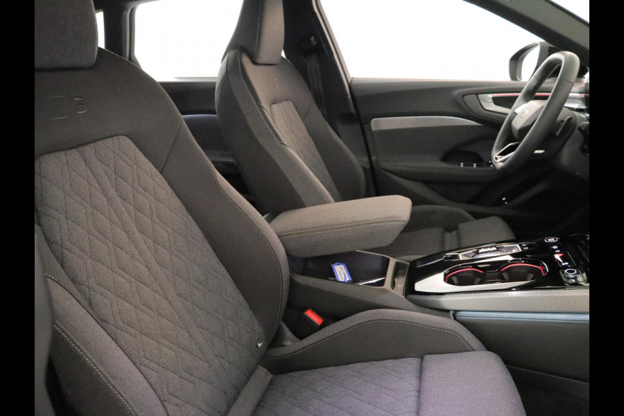 Audi A5 Avant 2.0 e-hybrid quattro S edition 299 Pk | Keyless entry | Matrix LED koplampen | S-Line | 19'' LMV | Optiekpakket zwart | Verlengede garantie