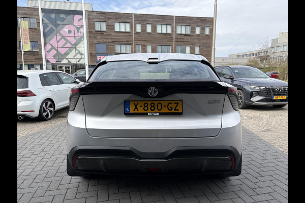 MG Mg4 electric Standard 51 kWh | Carplay | Parkeersensoren