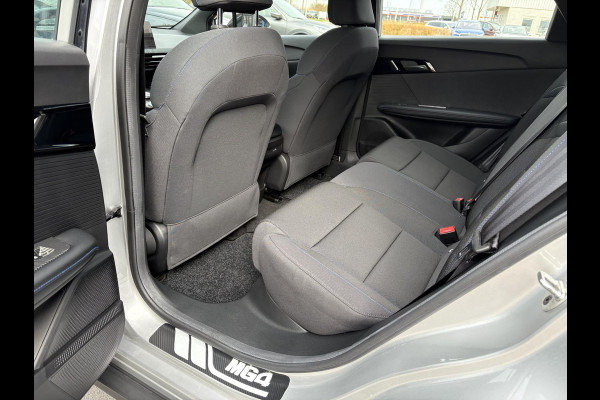 MG Mg4 electric Standard 51 kWh | Carplay | Parkeersensoren