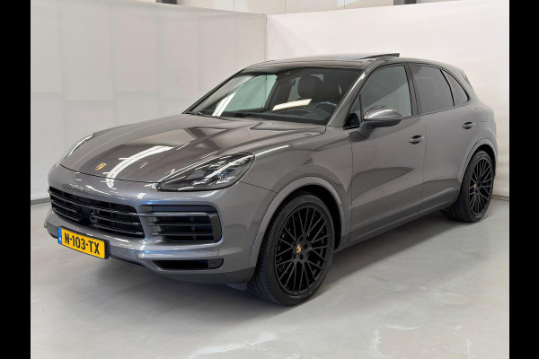 Porsche Cayenne 3.0 E-Hybrid / Pano / Sport Chrono / 22" Turbo Velgen