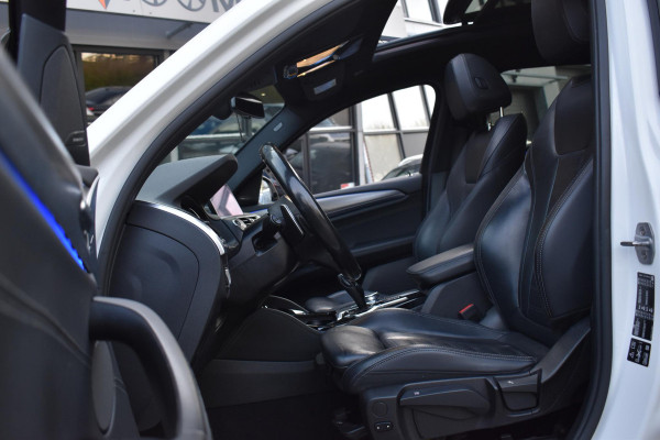 BMW X4 xDrive20i High Executive Edition M-Sport Pano Camera HK