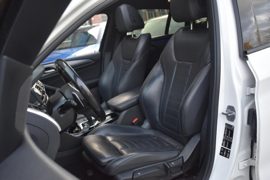 BMW X4 xDrive20i High Executive Edition M-Sport Pano Camera HK