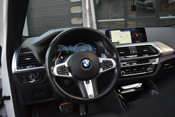 BMW X4 xDrive20i High Executive Edition M-Sport Pano Camera HK