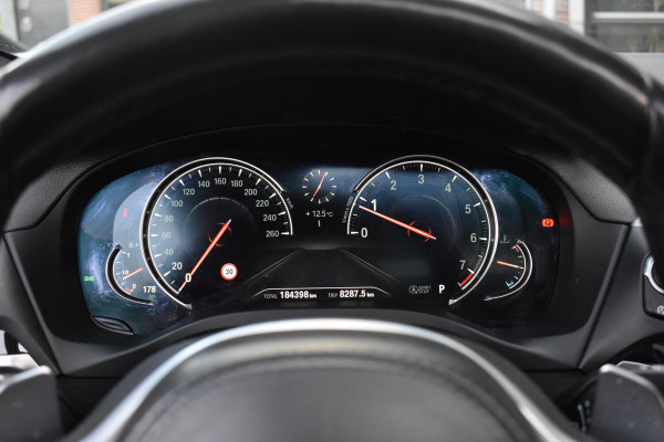 BMW X4 xDrive20i High Executive Edition M-Sport Pano Camera HK