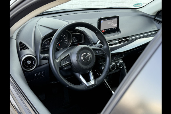 Mazda 2 1.5 Skyactiv-G Luxury | CarPlay | Camera | Dodehoek | LED | DAB+