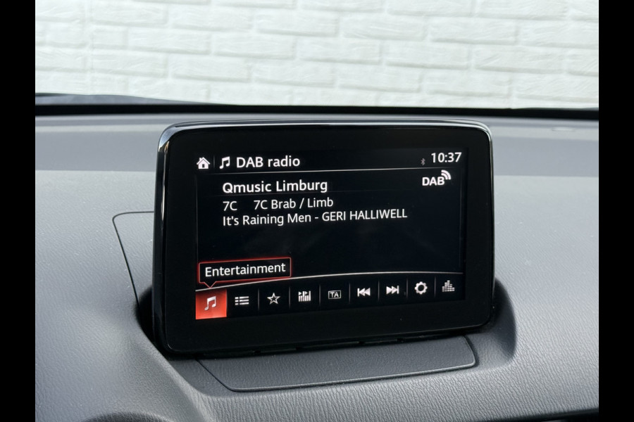 Mazda 2 1.5 Skyactiv-G Luxury | CarPlay | Camera | Dodehoek | LED | DAB+