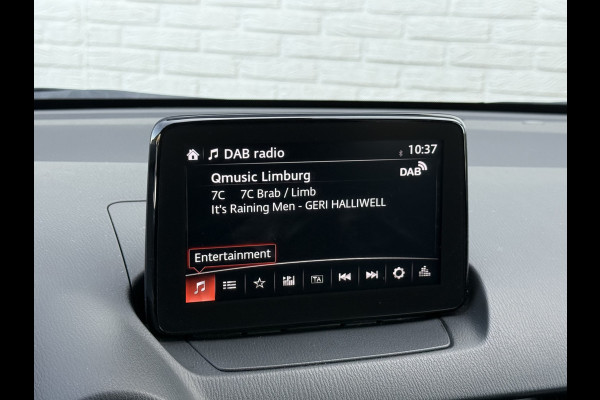 Mazda 2 1.5 Skyactiv-G Luxury | CarPlay | Camera | Dodehoek | LED | DAB+