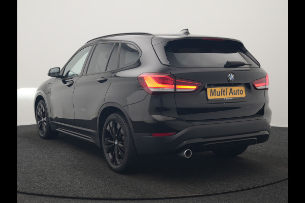 BMW X1 xDrive25e Sportline PHEV 221pk Dealer O.H | Trekhaak Afn. | Camera | Sportstoelen & Stuur Verwarmd | BMW LED | Hifi Audio | Navigatie | DAB | 18" L.M | Plug In Hybrid |