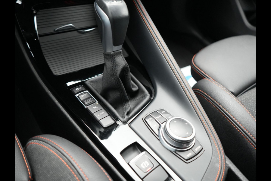 BMW X1 xDrive25e Sportline PHEV 221pk Dealer O.H | Trekhaak Afn. | Camera | Sportstoelen & Stuur Verwarmd | BMW LED | Hifi Audio | Navigatie | DAB | 18" L.M | Plug In Hybrid |