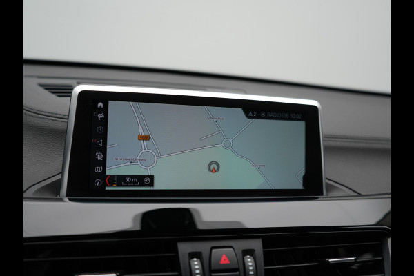 BMW X1 xDrive25e Sportline PHEV 221pk Dealer O.H | Trekhaak Afn. | Camera | Sportstoelen & Stuur Verwarmd | BMW LED | Hifi Audio | Navigatie | DAB | 18" L.M | Plug In Hybrid |