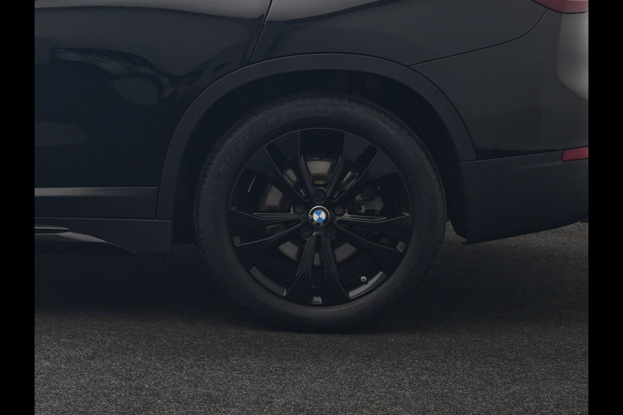 BMW X1 xDrive25e Sportline PHEV 221pk Dealer O.H | Trekhaak Afn. | Camera | Sportstoelen & Stuur Verwarmd | BMW LED | Hifi Audio | Navigatie | DAB | 18" L.M | Plug In Hybrid |