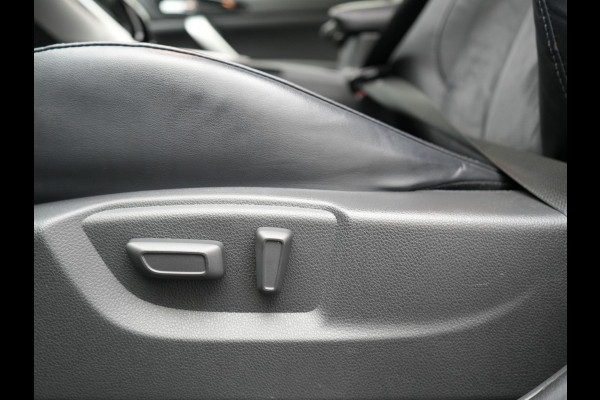 Mitsubishi Eclipse Cross 2.4 Intense PHEV 188pk Dealer O.H. | Camera | Keyless | Alcantara Sportstoelen Verwarmd | Apple Carplay | Cruise Control | Navigatie | DAB | Plug In Hybrid |