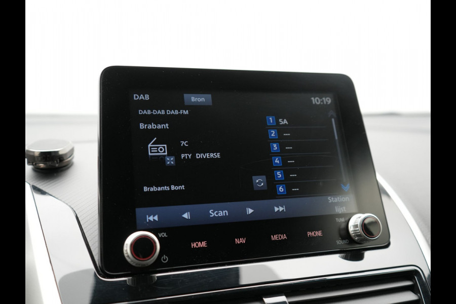 Mitsubishi Eclipse Cross 2.4 Intense PHEV 188pk Dealer O.H. | Camera | Keyless | Alcantara Sportstoelen Verwarmd | Apple Carplay | Cruise Control | Navigatie | DAB | Plug In Hybrid |