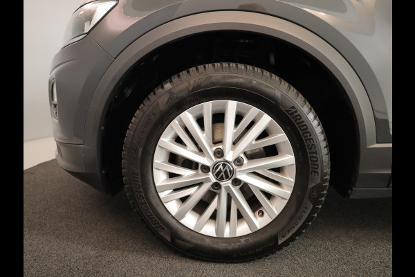 Volkswagen T-Roc 1.0 TSI T-Roc 110pk 6bak| airco| LM-velgen| Parksensors|