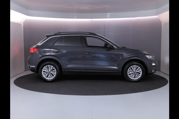 Volkswagen T-Roc 1.0 TSI T-Roc 110pk 6bak| airco| LM-velgen| Parksensors|