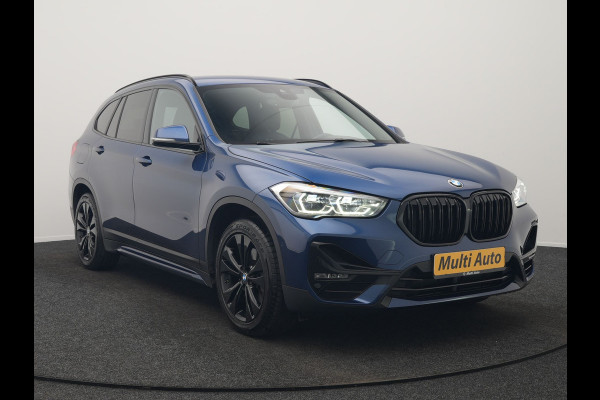 BMW X1 xDrive25e Sportline PHEV 221pk Dealer O.H. | Trekhaak Afn. | Camera | Adaptive LED | Hifi Sound | Sportstoelen Verwarmd | Sfeerverlichting | Apple Carplay | Navigatie | DAB | Cruise Control | Plug In Hybrid |