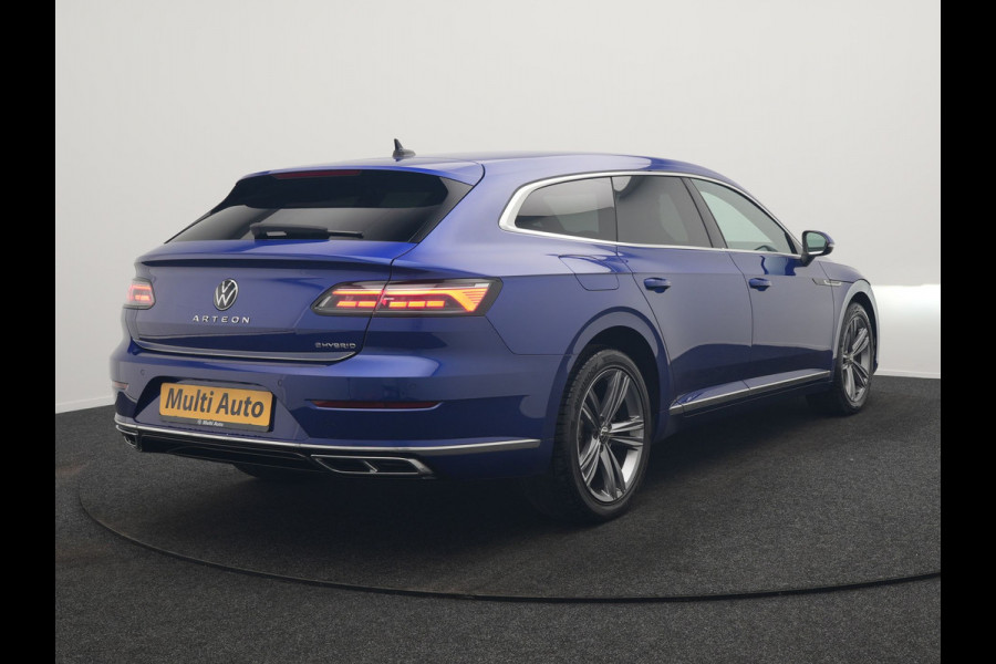 Volkswagen Arteon Shooting Brake 1.4 TSI eHybrid R-Line PHEV 218pk Dealer O.H. | Trekhaak Af Fabriek | Adaptive Cruise | Lederen Sportstoelen Memory & Massage | Keyless | Apple Carplay | Stoelverwarming | Navigatie | DAB | Plug In Hybrid |