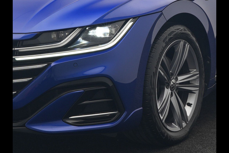 Volkswagen Arteon Shooting Brake 1.4 TSI eHybrid R-Line PHEV 218pk Dealer O.H. | Trekhaak Af Fabriek | Adaptive Cruise | Lederen Sportstoelen Memory & Massage | Keyless | Apple Carplay | Stoelverwarming | Navigatie | DAB | Plug In Hybrid |