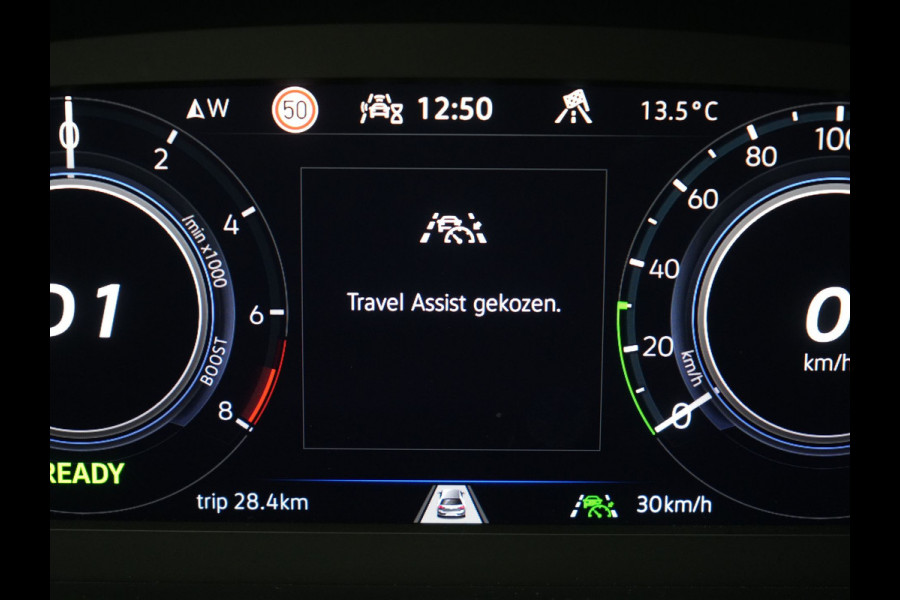 Volkswagen Arteon Shooting Brake 1.4 TSI eHybrid R-Line PHEV 218pk Dealer O.H. | Trekhaak Af Fabriek | Adaptive Cruise | Lederen Sportstoelen Memory & Massage | Keyless | Apple Carplay | Stoelverwarming | Navigatie | DAB | Plug In Hybrid |