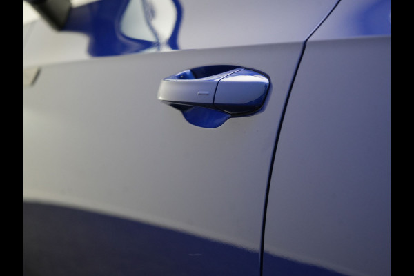 Volkswagen Arteon Shooting Brake 1.4 TSI eHybrid R-Line PHEV 218pk Dealer O.H. | Trekhaak Af Fabriek | Adaptive Cruise | Lederen Sportstoelen Memory & Massage | Keyless | Apple Carplay | Stoelverwarming | Navigatie | DAB | Plug In Hybrid |