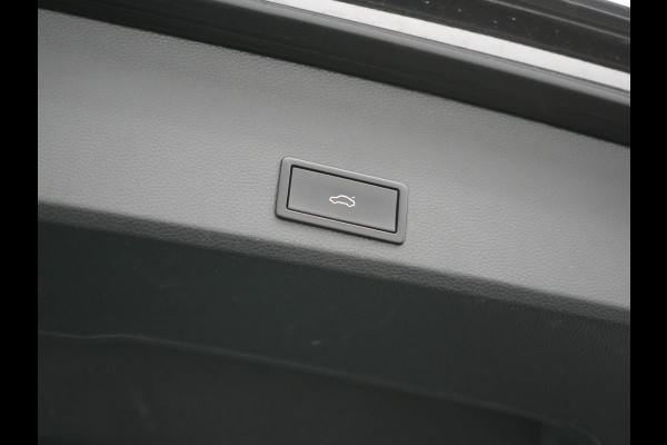 Seat Ateca 1.4 EcoTSI Xcellence Business Intense 150pk | Camera | Beats  Audio | Lederen Sportstoelen Verwarmd | Sfeerverlichting | Apple Carplay | Keyless | Virtual Cockpit | Cruise Control | Navigatie | DAB |