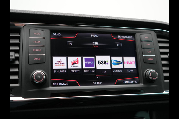 Seat Ateca 1.4 EcoTSI Xcellence Business Intense 150pk | Camera | Beats  Audio | Lederen Sportstoelen Verwarmd | Sfeerverlichting | Apple Carplay | Keyless | Virtual Cockpit | Cruise Control | Navigatie | DAB |