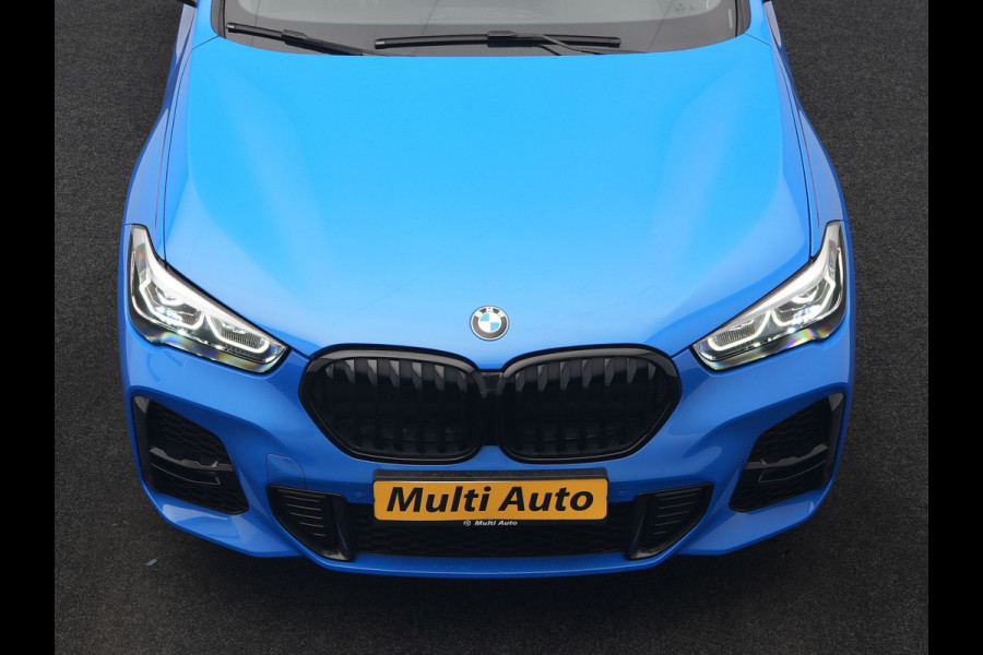BMW X1 xDrive25e M Sport PHEV 221pk Dealer O.H | Trekhaak Afn. | Panodak | Camera | Sportstoelen & Sportstuur Verwarmd | Hifi Audio | Cruise Control | Sfeerverlichting | Navigatie | DAB | 19"L.M | Plug In Hybrid |