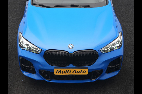 BMW X1 xDrive25e M Sport PHEV 221pk Dealer O.H | Trekhaak Afn. | Panodak | Camera | Sportstoelen & Sportstuur Verwarmd | Hifi Audio | Cruise Control | Sfeerverlichting | Navigatie | DAB | 19"L.M | Plug In Hybrid |