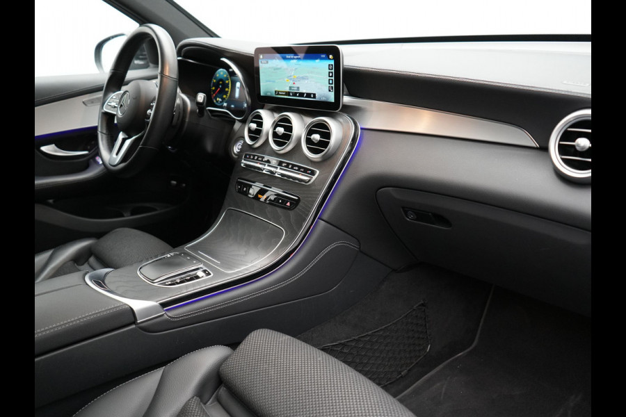 Mercedes-Benz GLC 300e 4MATIC Premium Plus PHEV 320pk Dealer O.H | Panodak | Trekhaak af Fabriek | Adaptive Cruise | Multibeam LED | 20" L.M | Apple Carplay | Sfeerverlichting | Camera | BLIS |