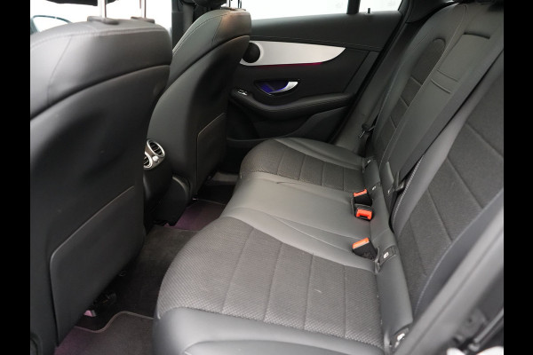 Mercedes-Benz GLC 300e 4MATIC Premium Plus PHEV 320pk Dealer O.H | Panodak | Trekhaak af Fabriek | Adaptive Cruise | Multibeam LED | 20" L.M | Apple Carplay | Sfeerverlichting | Camera | BLIS |