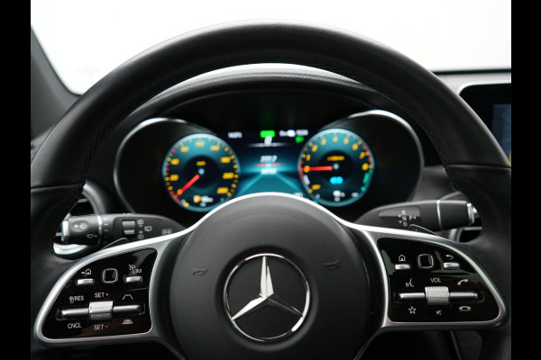Mercedes-Benz GLC 300e 4MATIC Premium Plus PHEV 320pk Dealer O.H | Panodak | Trekhaak af Fabriek | Adaptive Cruise | Multibeam LED | 20" L.M | Apple Carplay | Sfeerverlichting | Camera | BLIS |