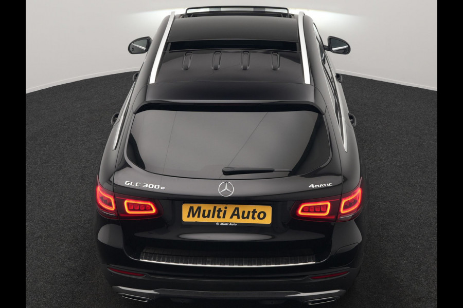 Mercedes-Benz GLC 300e 4MATIC Premium Plus PHEV 320pk Dealer O.H | Panodak | Trekhaak af Fabriek | Adaptive Cruise | Multibeam LED | 20" L.M | Apple Carplay | Sfeerverlichting | Camera | BLIS |