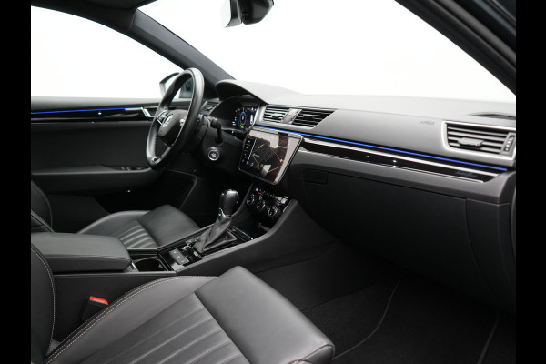 Škoda Superb Combi 1.4 TSI iV Laurin & Klement PHEV 218pk Dealer O.H. | Adaptive Cruise | 360 Camera | Canton Audio | Lederen Comfortstoelen Memory & Massage & Ventilatie | Sfeerverlichting | Stoelen & Stuur Verwarmd | Apple Carplay | Blis | Keyless | Plug In Hybrid |