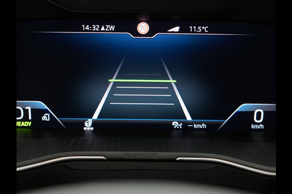Škoda Superb Combi 1.4 TSI iV Laurin & Klement PHEV 218pk Dealer O.H. | Adaptive Cruise | 360 Camera | Canton Audio | Lederen Comfortstoelen Memory & Massage & Ventilatie | Sfeerverlichting | Stoelen & Stuur Verwarmd | Apple Carplay | Blis | Keyless | Plug In Hybrid |