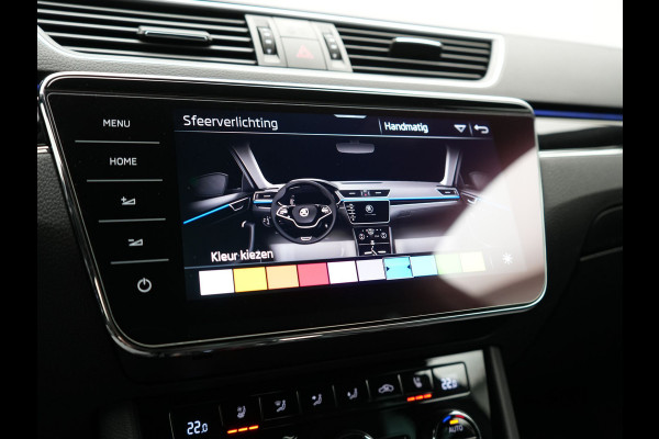 Škoda Superb Combi 1.4 TSI iV Laurin & Klement PHEV 218pk Dealer O.H. | Adaptive Cruise | 360 Camera | Canton Audio | Lederen Comfortstoelen Memory & Massage & Ventilatie | Sfeerverlichting | Stoelen & Stuur Verwarmd | Apple Carplay | Blis | Keyless | Plug In Hybrid |