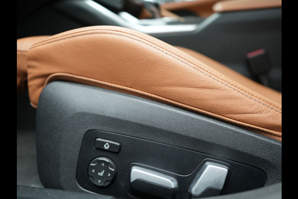 BMW 4 Serie Coupé 430i M Sport 245pk Dealer O.H Sanremo Green | Panodak | Lederen Competition Stoelen Memory & Verwarmd | Adaptive Onderstel | 360 Camera | Harman & Kardon | 19" L.M | Carbon | Apple Carplay | Navigatie | Blis | Virtual | DAB |