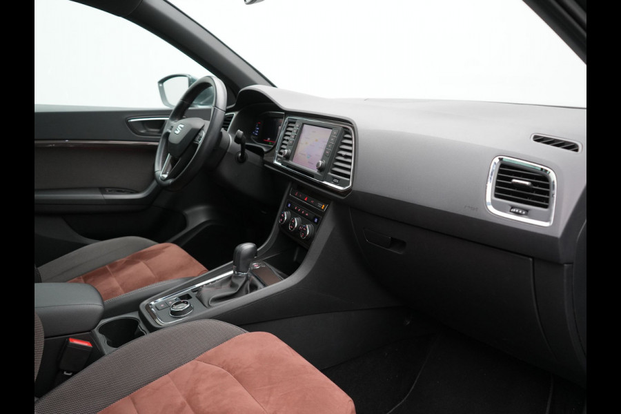 Seat Ateca 1.5 TSI 4DRIVE Xcellence Business Intense 150pk | Panodak | 360 Camera | Sfeerverlichting | Keyless | LED Koplampen | Apple Carplay | Navigatie | Virtual Cockpit |