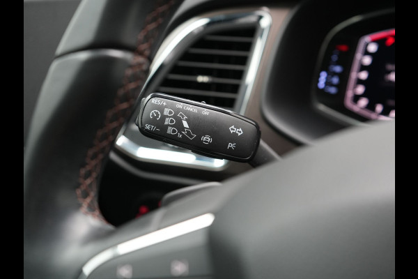 Seat Ateca 1.5 TSI 4DRIVE Xcellence Business Intense 150pk | Panodak | 360 Camera | Sfeerverlichting | Keyless | LED Koplampen | Apple Carplay | Navigatie | Virtual Cockpit |