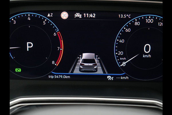 Volkswagen Taigo 1.0 TSI DSG Style 110pk Dealer O.H | Panodak | Camera | Adaptive Cruise | Alcantara Sportstoelen Verwarmd | IQ Light | IQ Drive | Keyless | Apple CarPlay | Navigatie | Virtual | DAB |