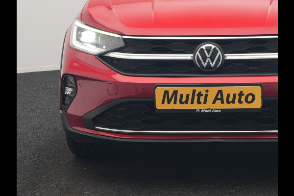 Volkswagen Taigo 1.0 TSI DSG Style 110pk Dealer O.H | Panodak | Camera | Adaptive Cruise | Alcantara Sportstoelen Verwarmd | IQ Light | IQ Drive | Keyless | Apple CarPlay | Navigatie | Virtual | DAB |