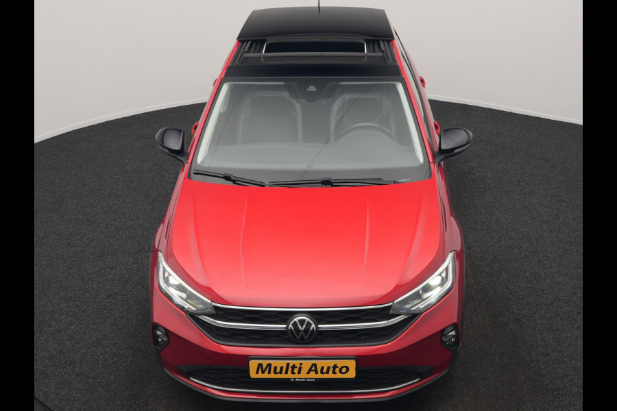 Volkswagen Taigo 1.0 TSI DSG Style 110pk Dealer O.H | Panodak | Camera | Adaptive Cruise | Alcantara Sportstoelen Verwarmd | IQ Light | IQ Drive | Keyless | Apple CarPlay | Navigatie | Virtual | DAB |