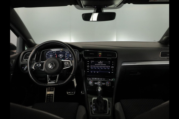 Volkswagen Golf 1.5 TSI Highline Business R 150pk DSG| Camera| Navi| 18'LM-velgen