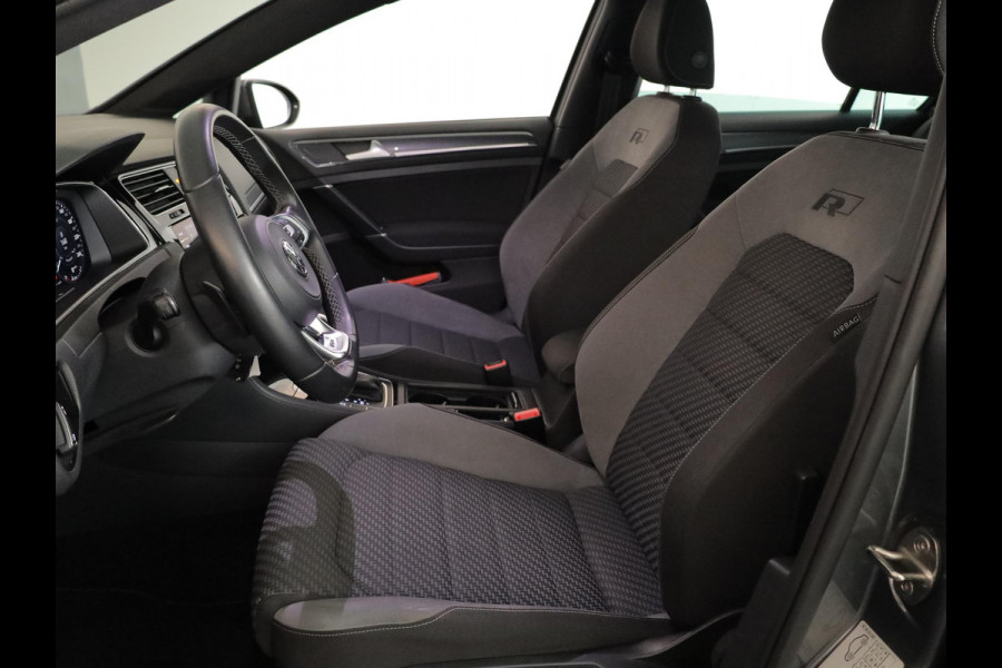 Volkswagen Golf 1.5 TSI Highline Business R 150pk DSG| Camera| Navi| 18'LM-velgen