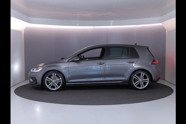 Volkswagen Golf 1.5 TSI Highline Business R 150pk DSG| Camera| Navi| 18'LM-velgen